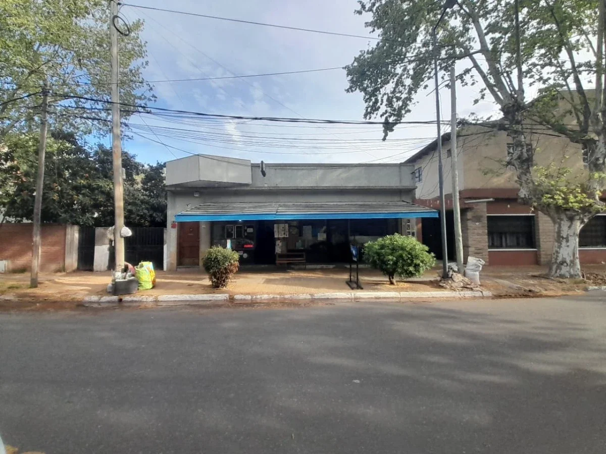 Ph En Venta Casa Y Local Al Frente En Bella Vista - Imagen 1