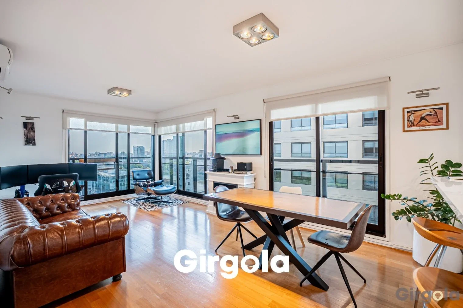 Venta departamento 3 ambientes en Puerto Madero con 2 cocheras - Imagen 2