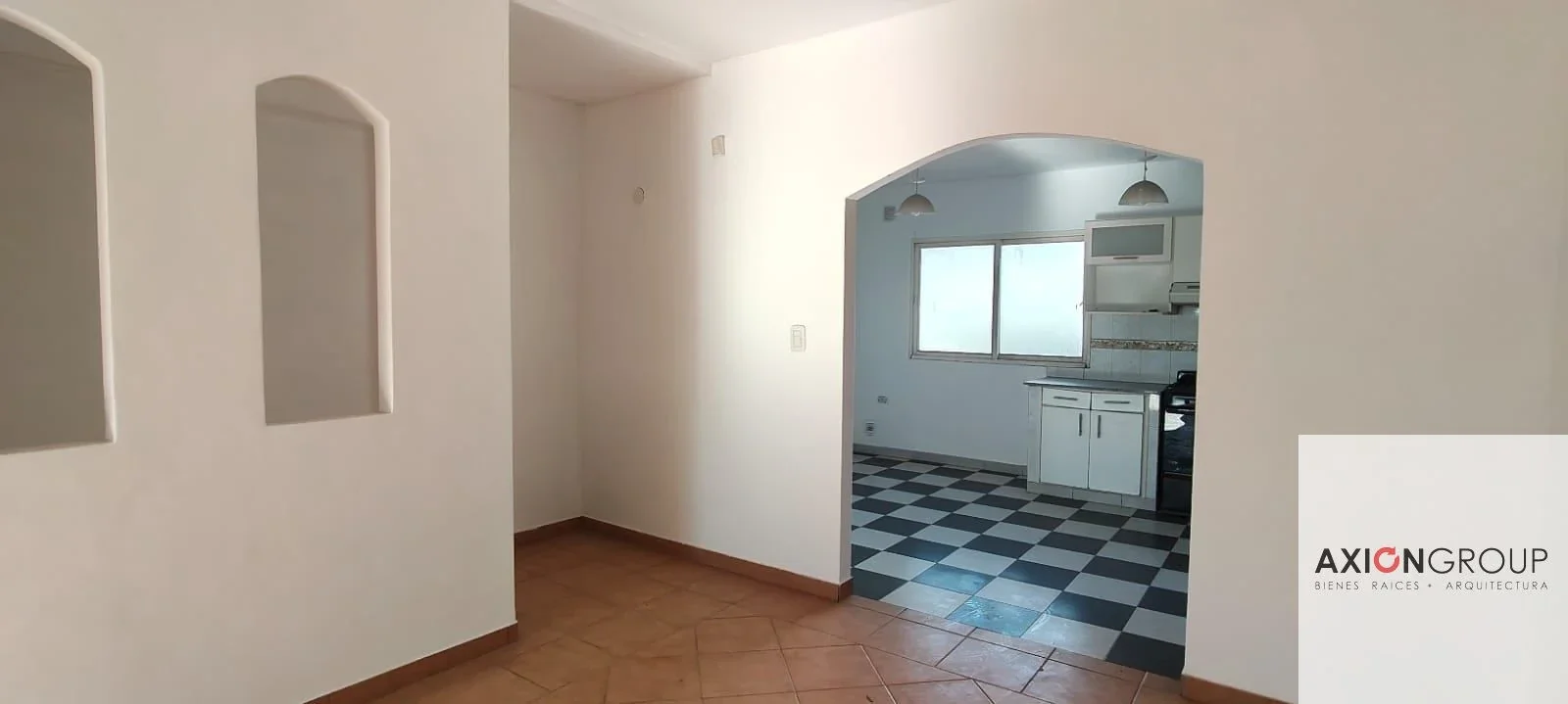 Av. 520 E/152 y 152 BIS-Casa de 3 dormitorios en alquiler - Imagen 3