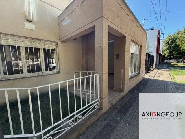 Casa en VENTA en PH c/ cochera en La Plata. APTA BANCO - Imagen 4