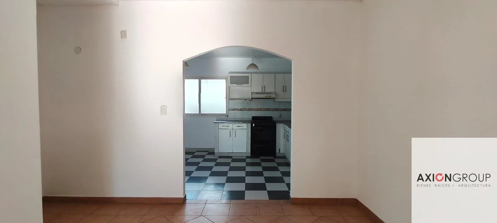 Av. 520 E/152 y 152 BIS-Casa de 3 dormitorios en alquiler - Imagen 4