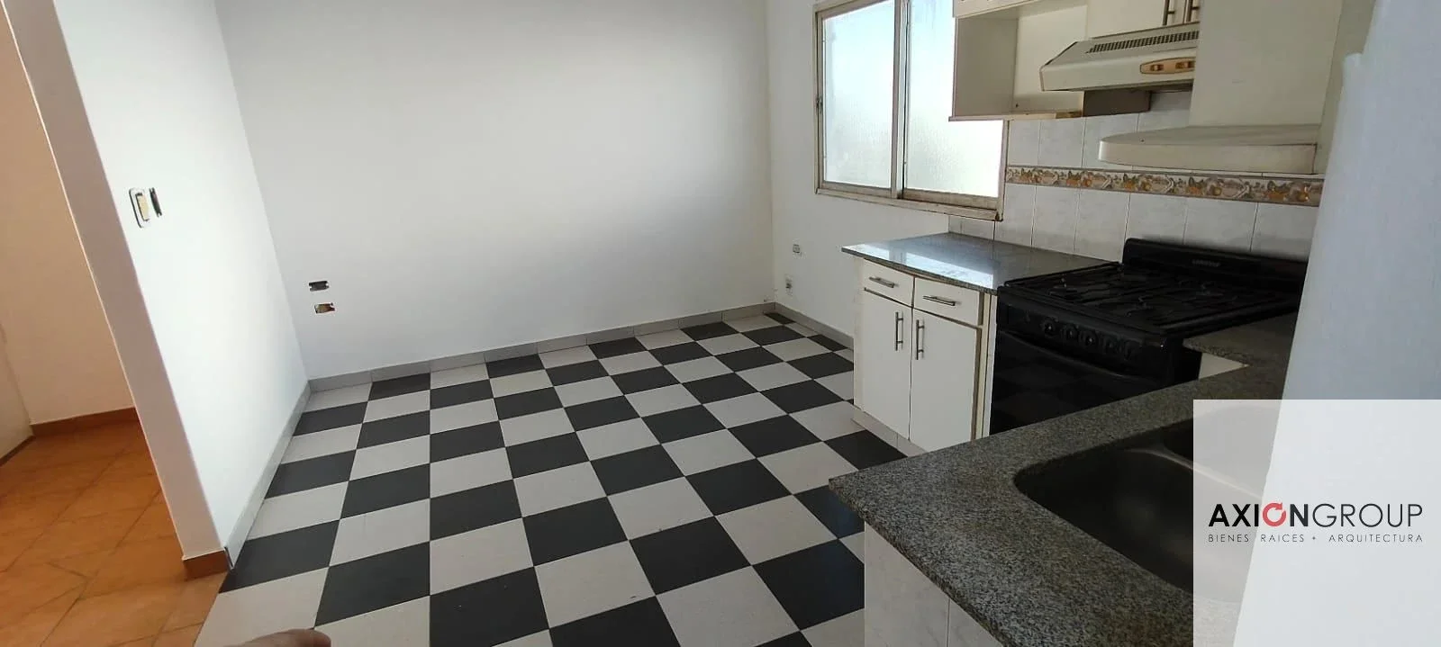 Av. 520 E/152 y 152 BIS-Casa de 3 dormitorios en alquiler - Imagen 5
