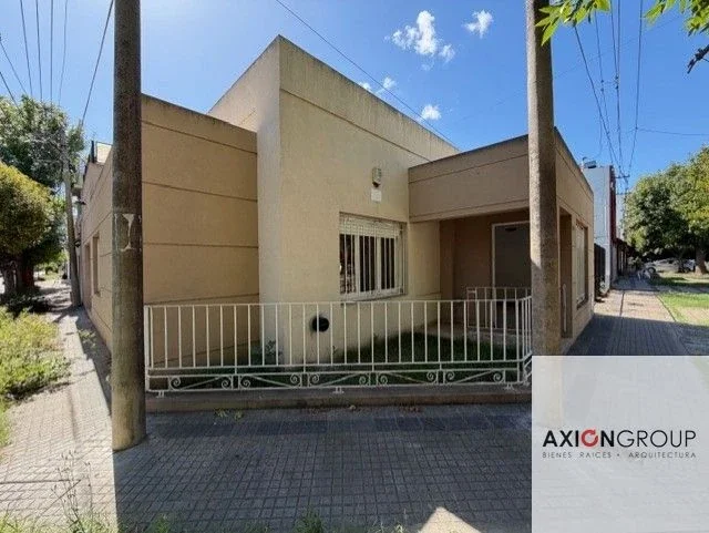 Casa en VENTA en PH c/ cochera en La Plata. APTA BANCO - Imagen 1