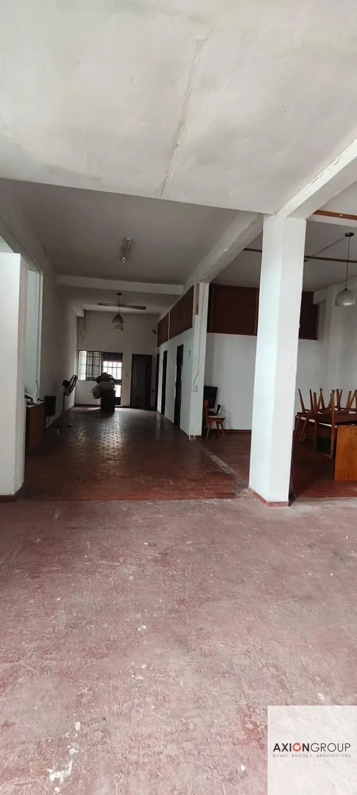 Av. 520 E/152 y 152 BIS-Local comercial de 140 m2 y casa de 3 dormitorios - Imagen 4