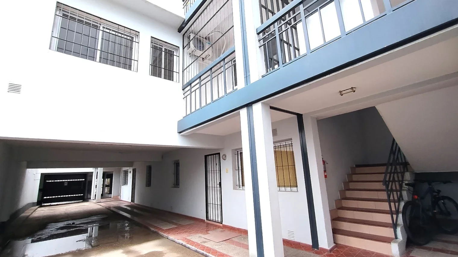 Departamento en alquiler c/ cochera en 4.ª Sección Área Fundacional - Imagen 3