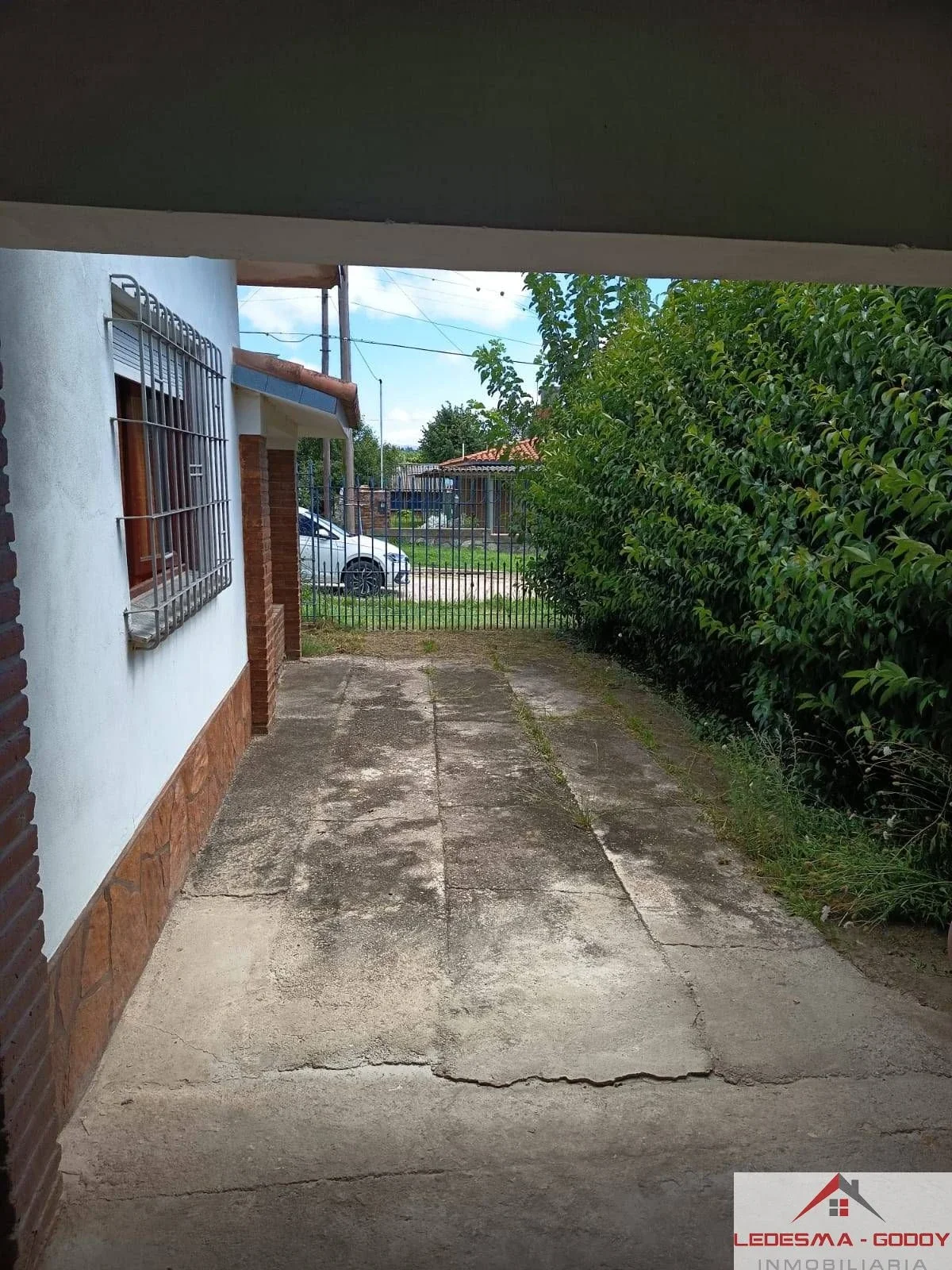 Casa en venta c/ cochera en La Falda - Imagen 4