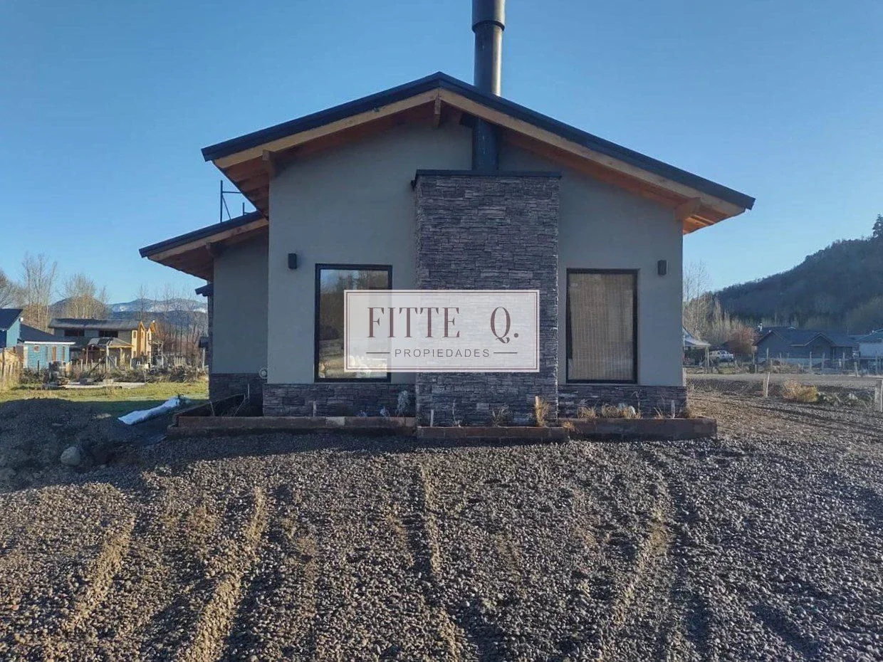Casa en venta Barrio privado 3 dormitorios y quincho en San Martin de los Andes - Imagen 1