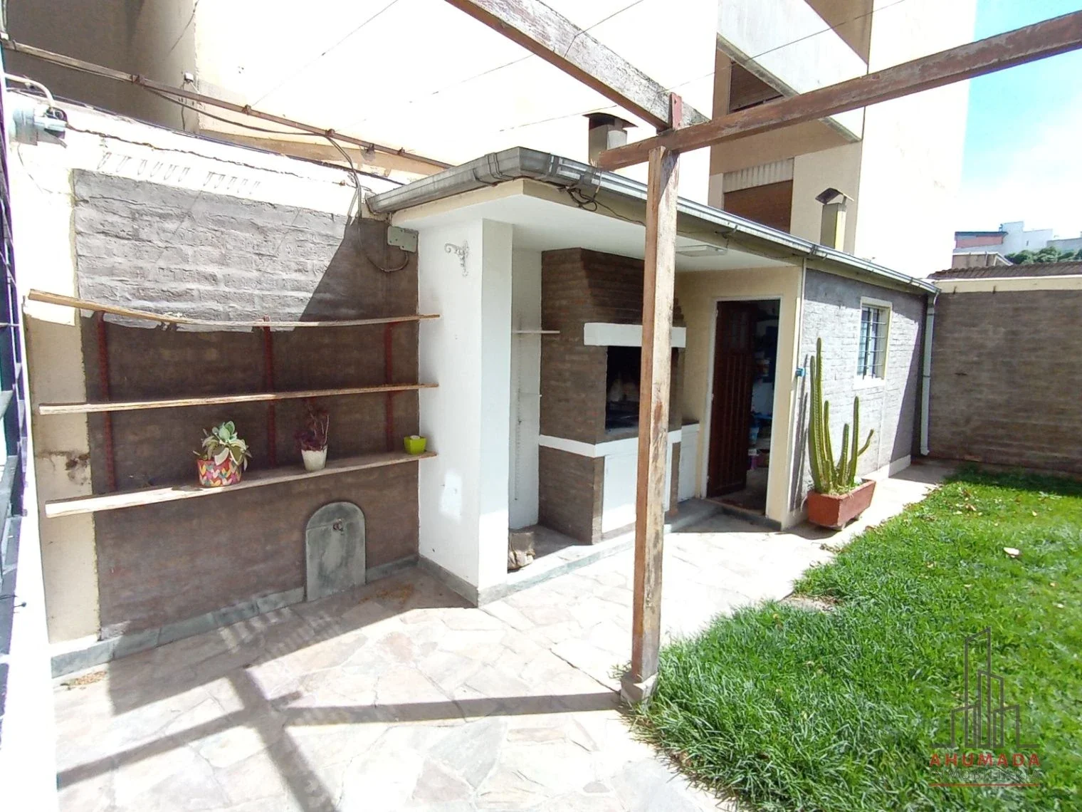 Casa en venta c/ cochera en 5.ª Sección - Imagen 5