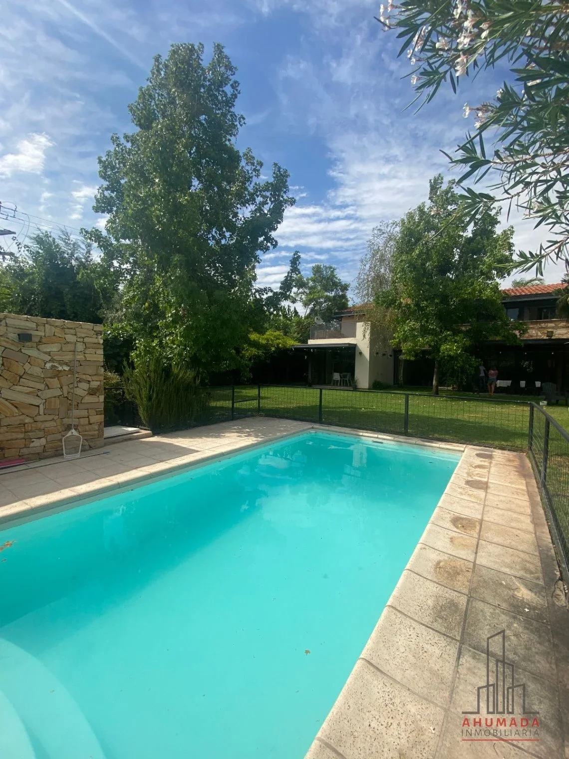 Casa en Venta en Barrio Club de Campo - Guaymallén - Imagen 1