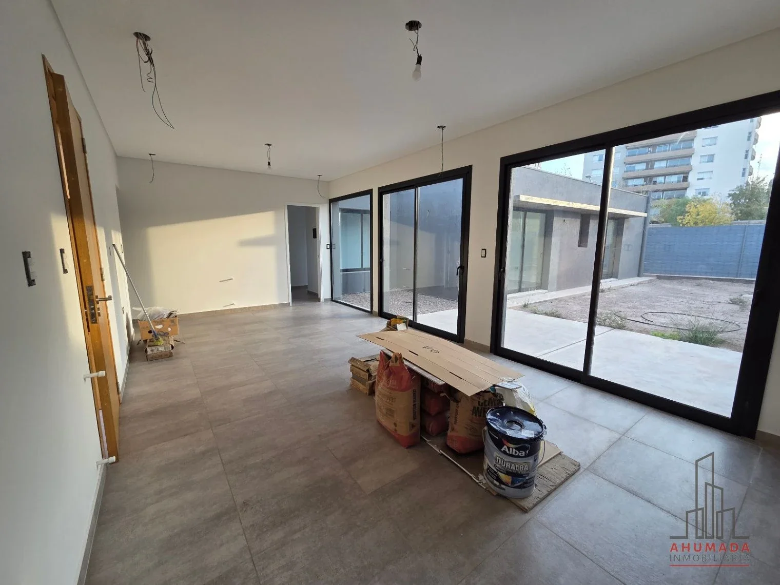 Casa en venta de 2 dormitorios en Barrio Jardines de Karakorum - Sexta sección - Imagen 1