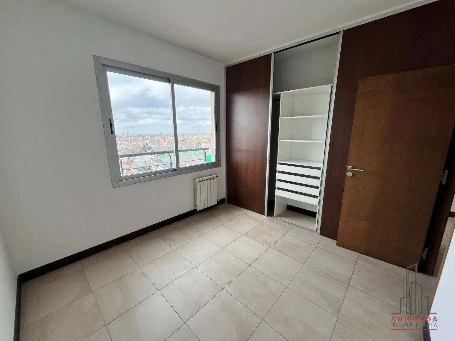 Departamento en venta de 3 dormitorios en Torres Karakorum - Sexta sección - Imagen 3