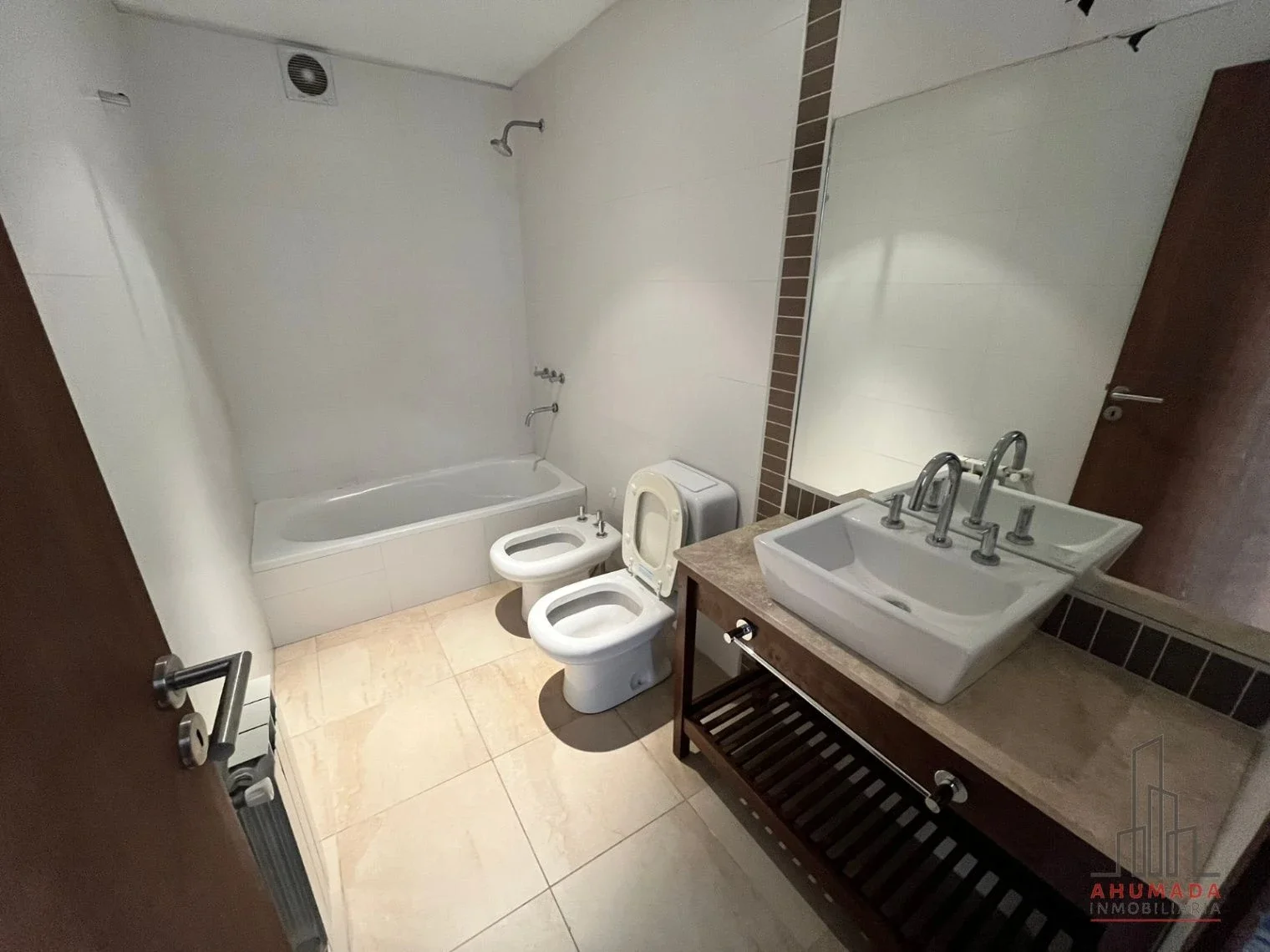 Departamento en venta de 3 dormitorios en Torres Karakorum - Sexta sección - Imagen 2