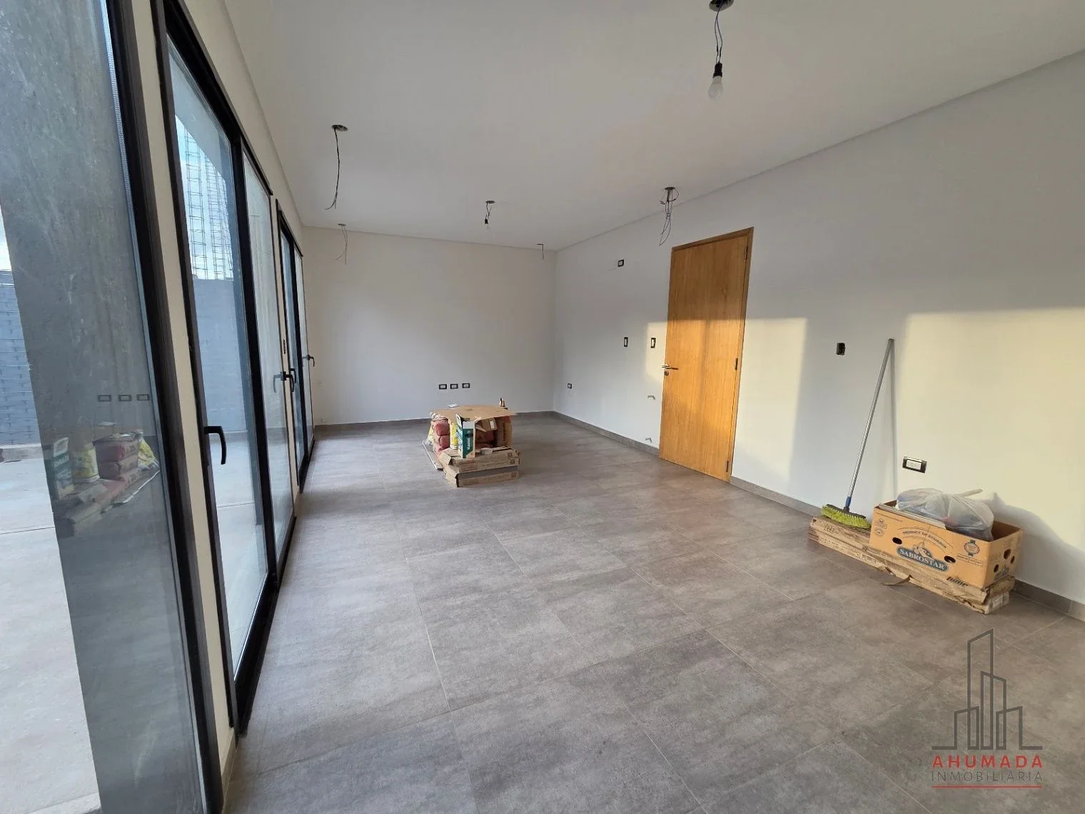 Casa en venta de 2 dormitorios en Barrio Jardines de Karakorum - Sexta sección - Imagen 2
