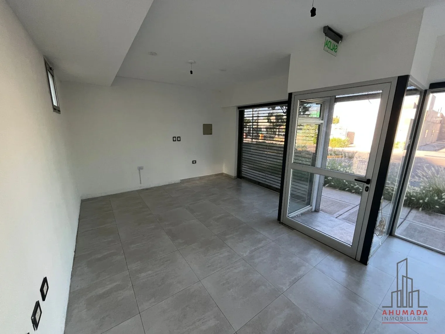 Local comercial en Alquiler en Sexta sección - Ciudad - Imagen 2