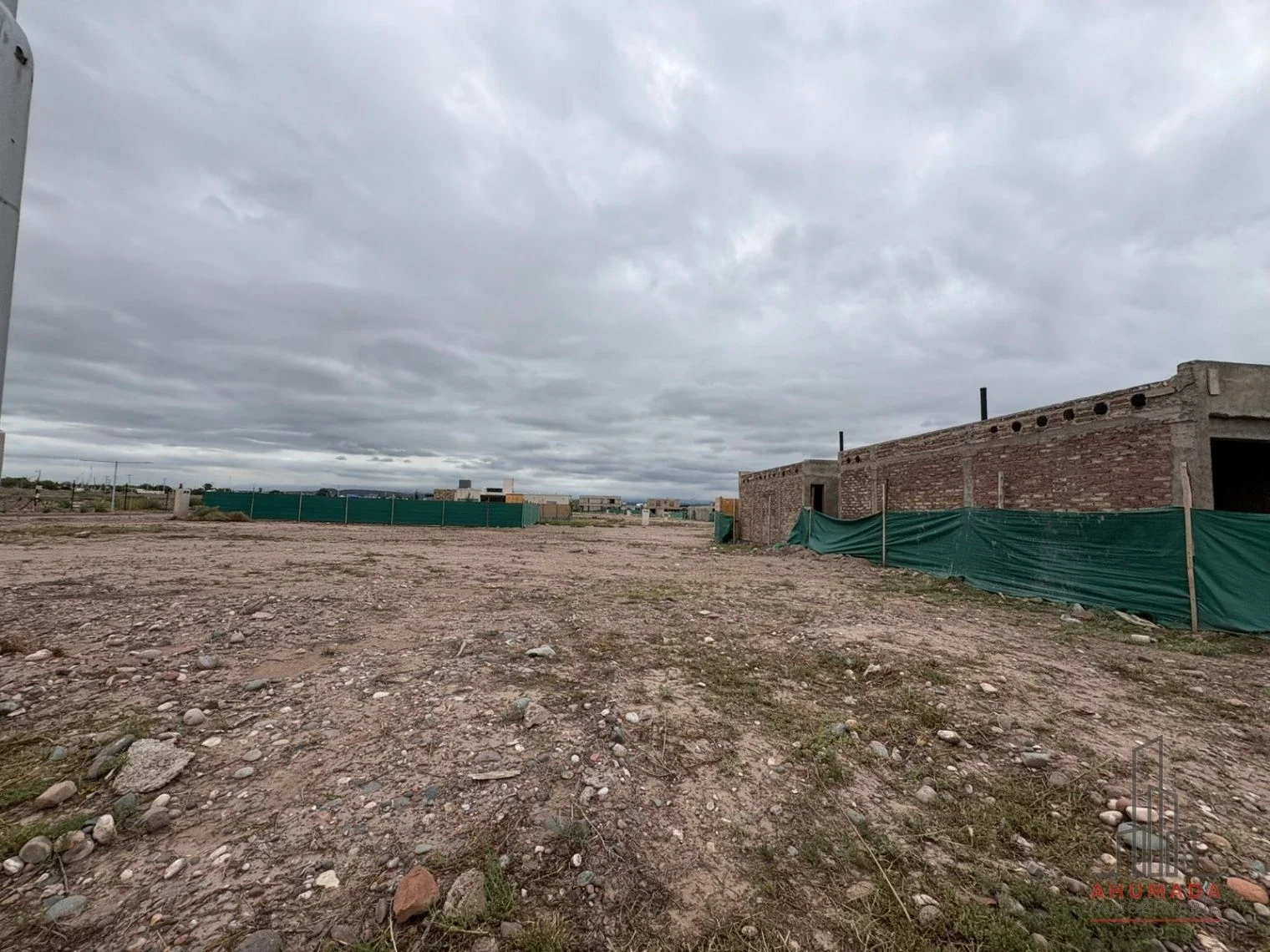Terreno / Lote en venta de 300m2 ubicado en Luzuriaga - Imagen 1