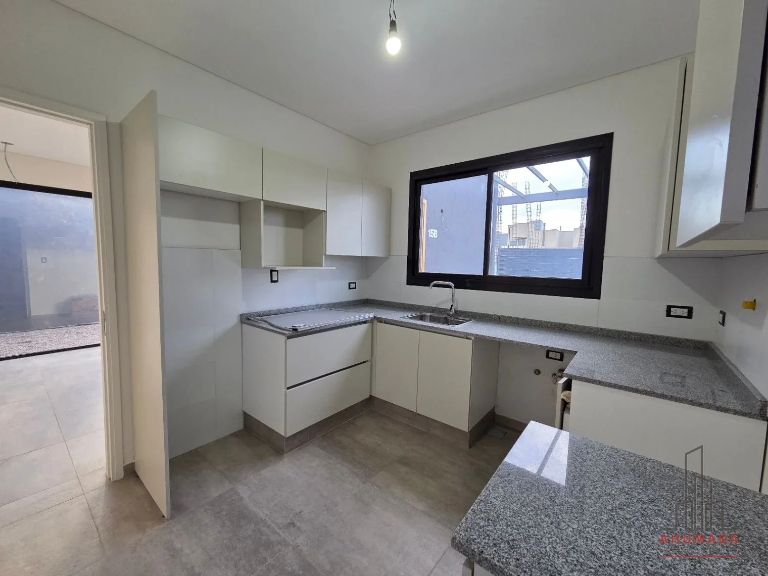 Casa en venta de 2 dormitorios en Barrio Jardines de Karakorum - Sexta sección - Imagen 4