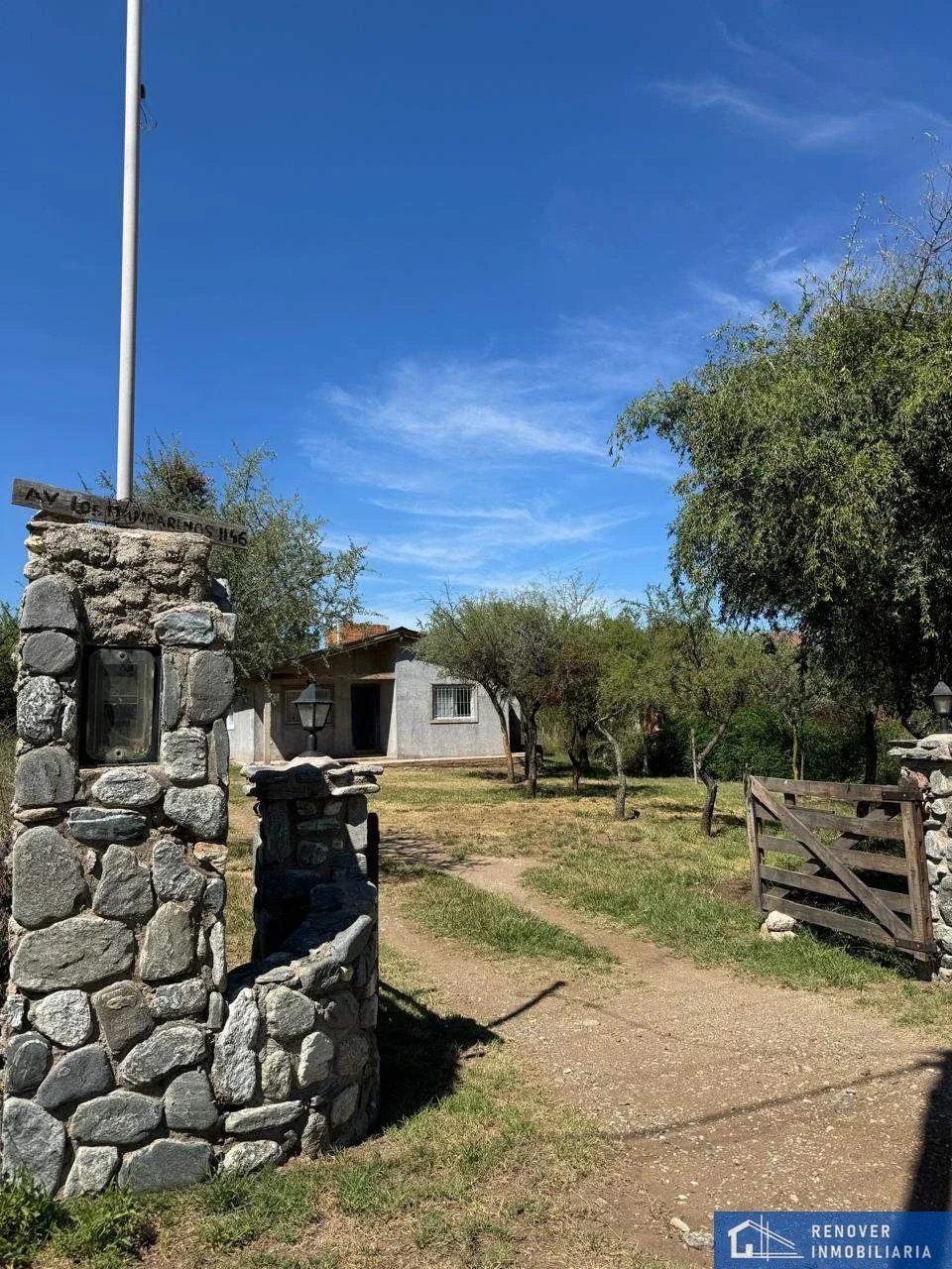 Casa en venta de 2 dormitorios c/ cochera en Carpintería - Imagen 1