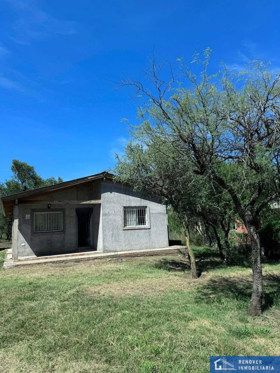 Casa en venta de 2 dormitorios c/ cochera en Carpintería - Imagen 2