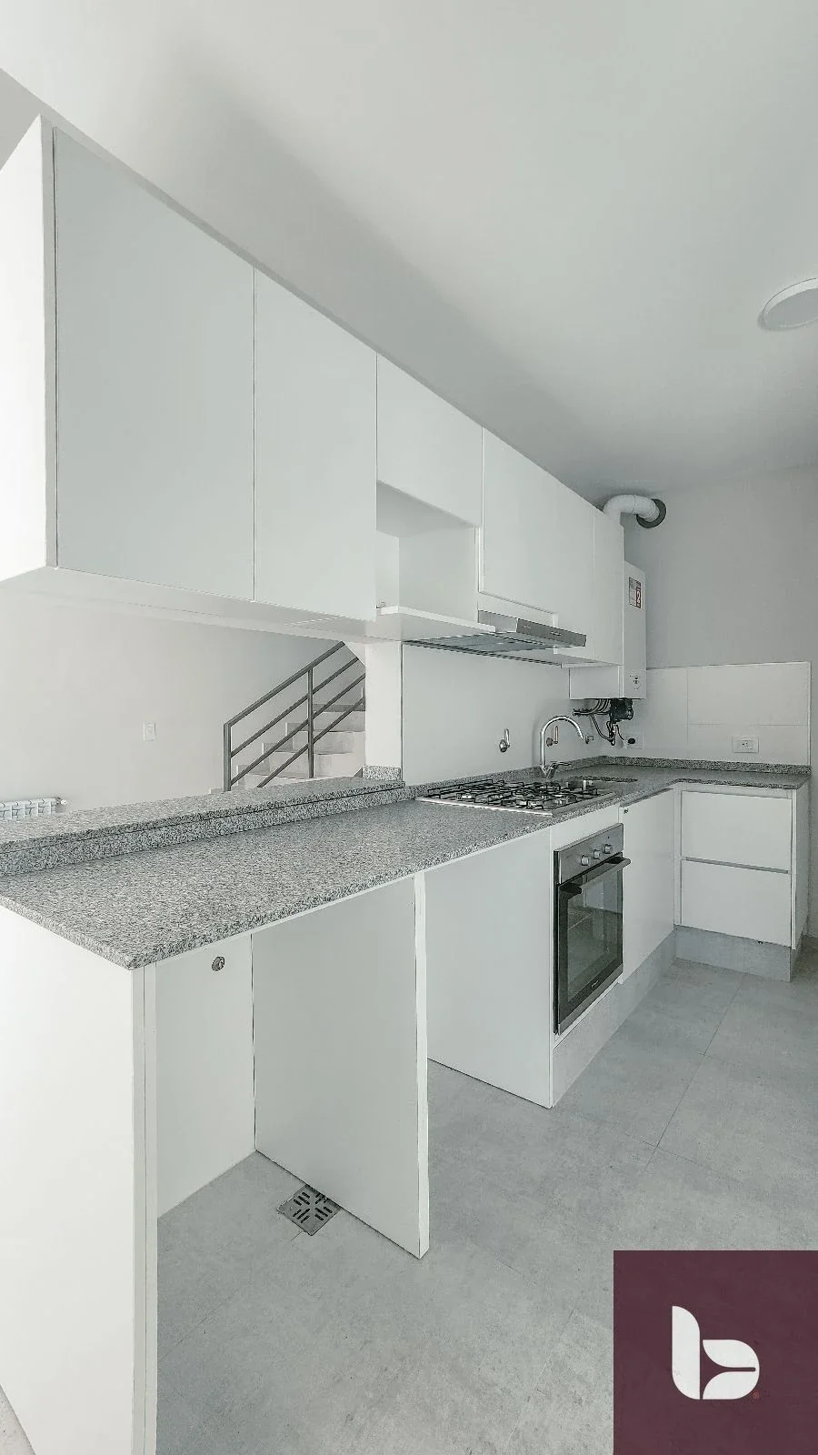 Dúplex en venta c/ cochera en Río Cuarto - Imagen 5