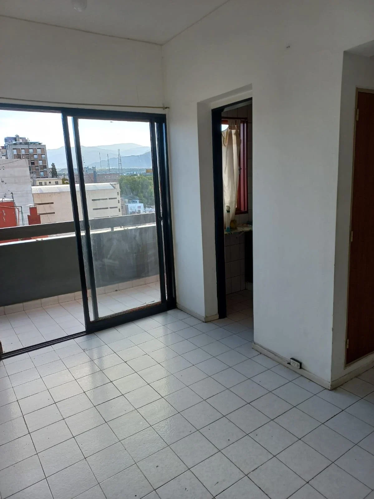 Departamento en alquiler en 1.ª Sección Parque Central - Imagen 4