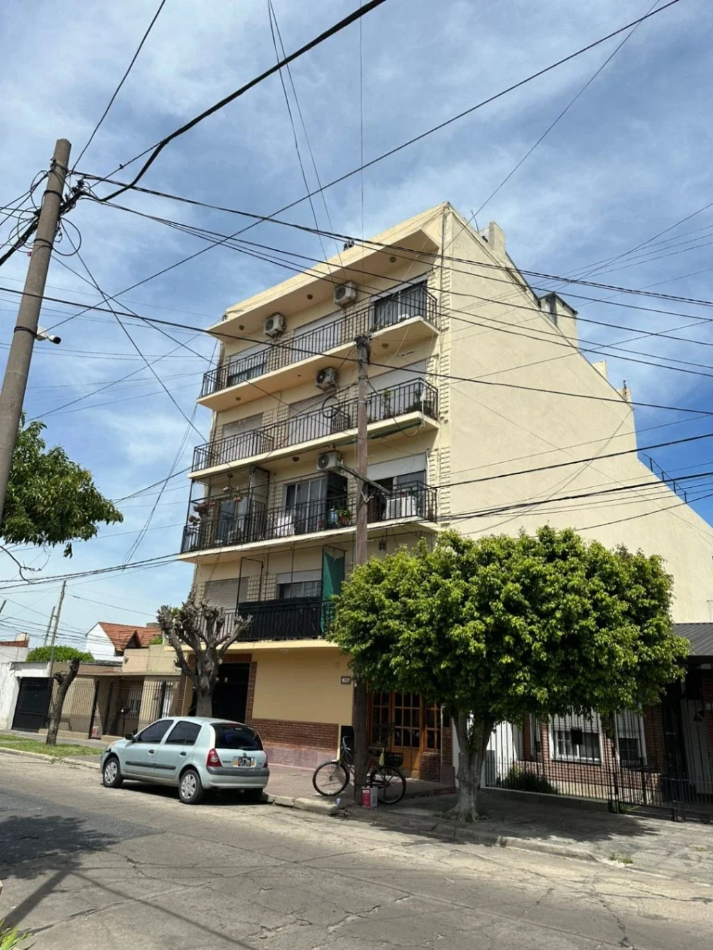 VENTA MONOAMBIENTE AL FRENTE CON BALCON EN HAEDO - Imagen 2