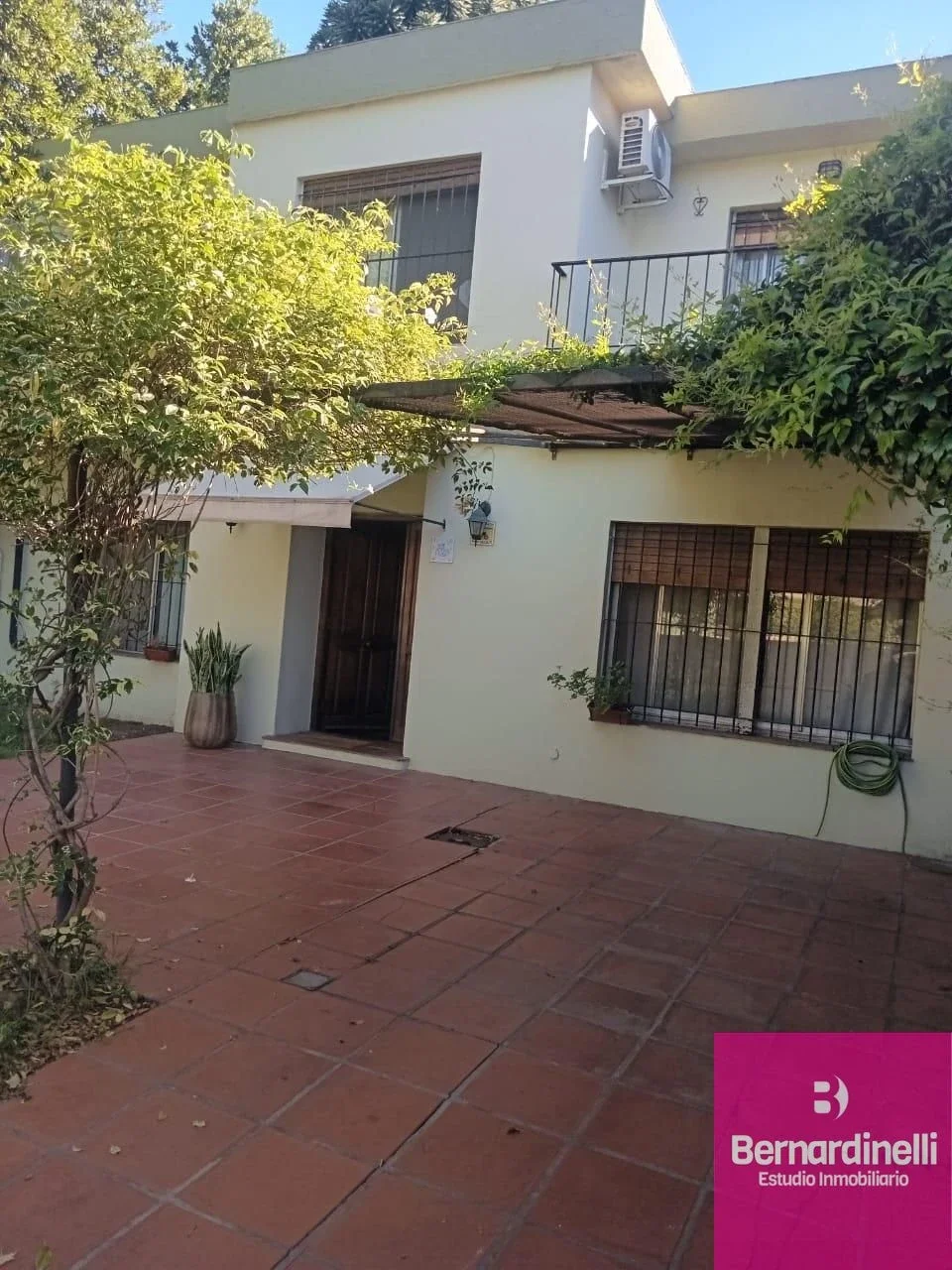 CASA 6 AMBIENTES EN VENTA - Imagen 2