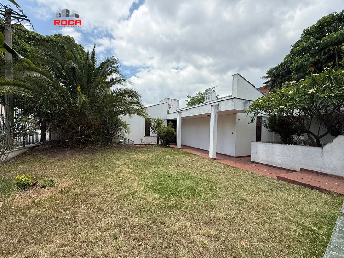 Propiedad en venta en esquina estratégica de San Pedrito - Imagen 1