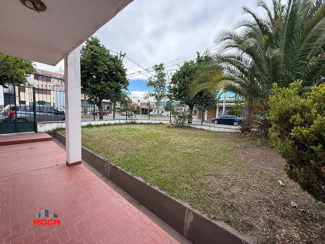 Propiedad en venta en esquina estratégica de San Pedrito - Imagen 4