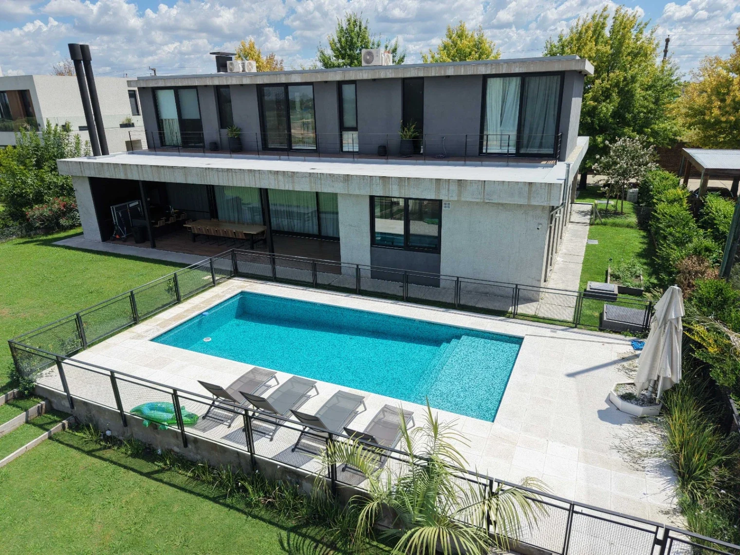 Casa en venta c/ cochera en Bella Vista - Imagen 3