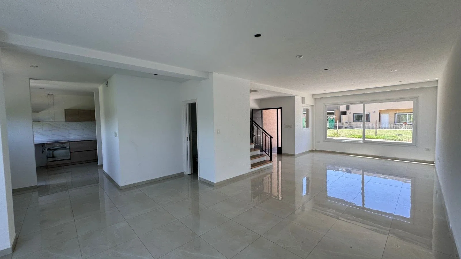 Casa en venta de 3 dormitorios c/ cochera en San Miguel - Imagen 4