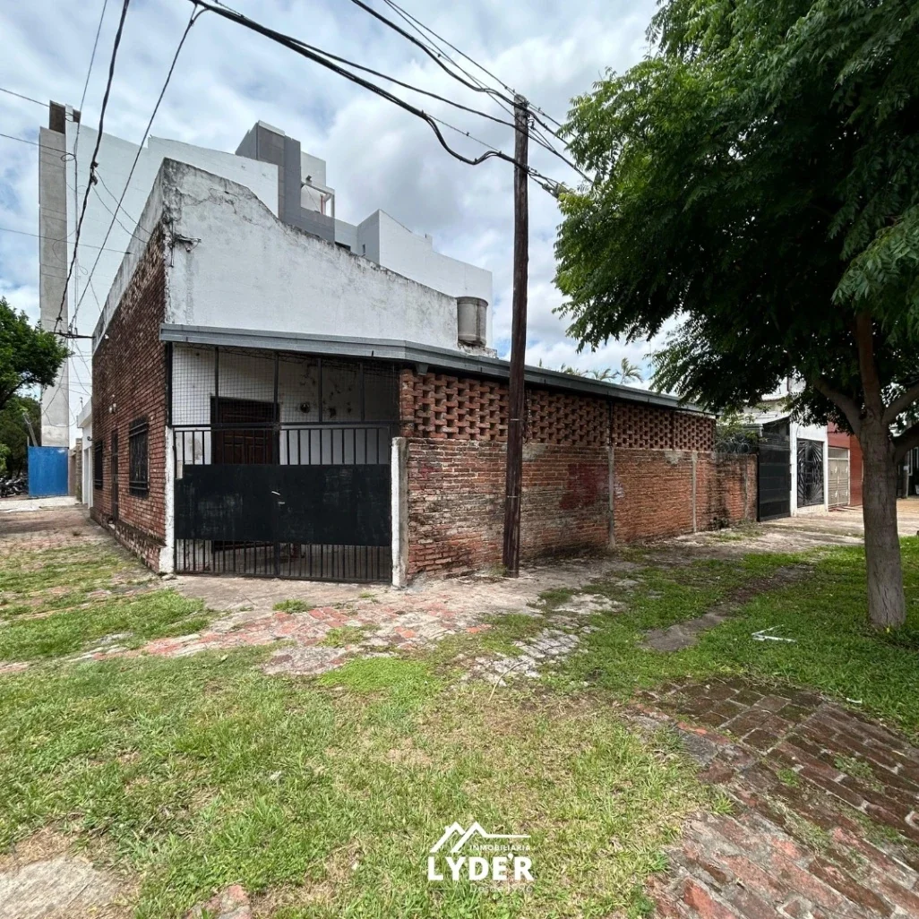Casa en venta de 2 dormitorios c/ cochera en Macrocentro - Imagen 4