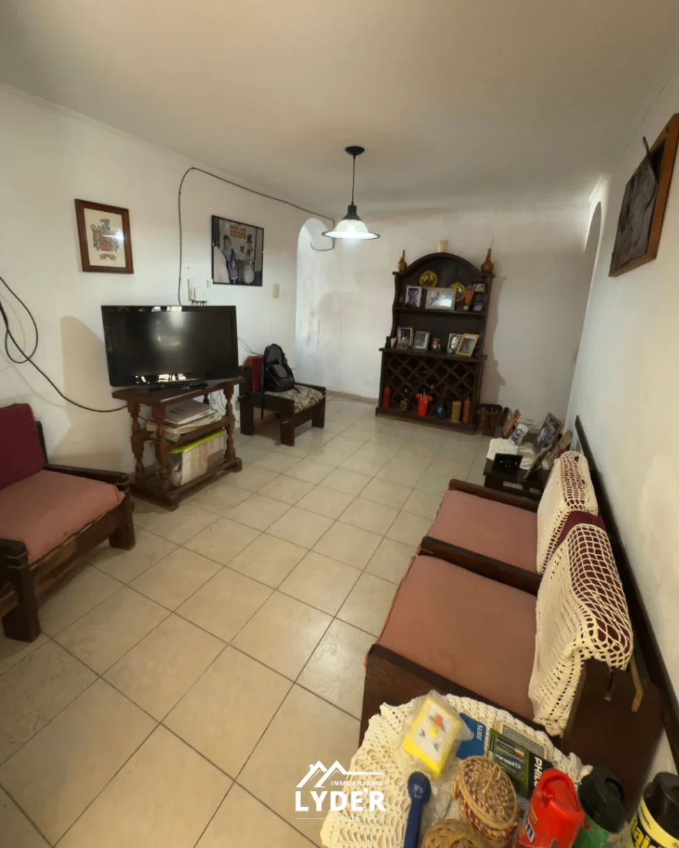 Casa en venta c/ cochera | Santa Fe 1086 - Imagen 2